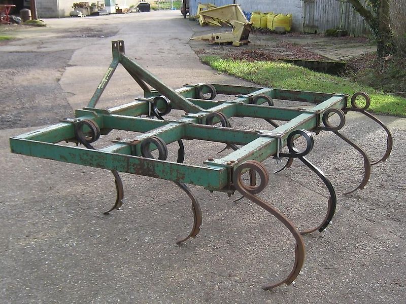 Cousins Pigtail cultivator