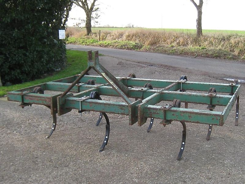 Cousins Pigtail cultivator