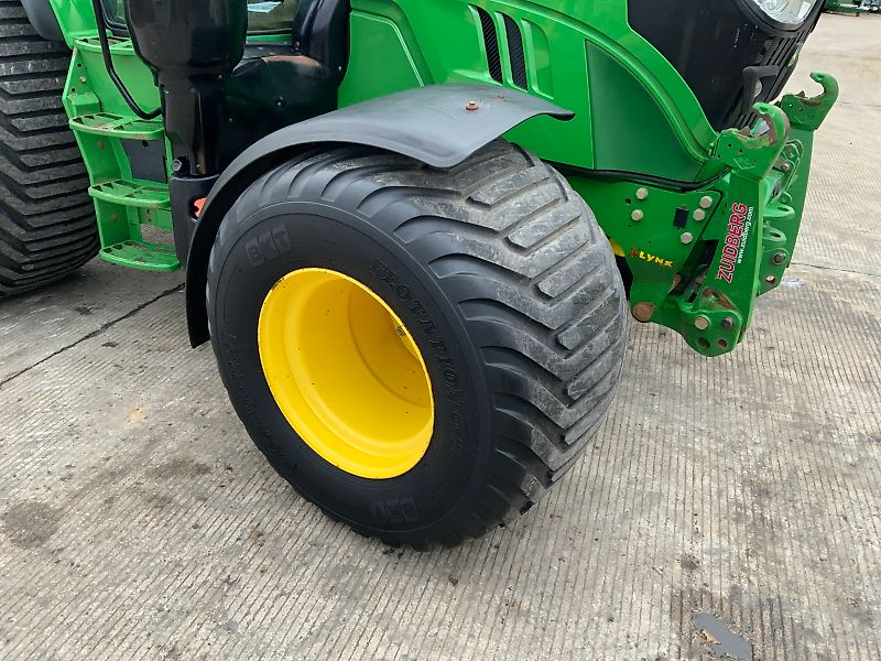 John Deere 6110M Tractor (ST24895)