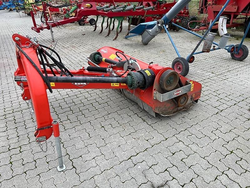 Kuhn TBE 242