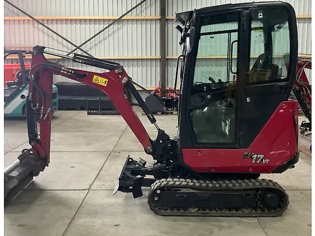 Yanmar SV17 minikraan ca 1300 draaiuren