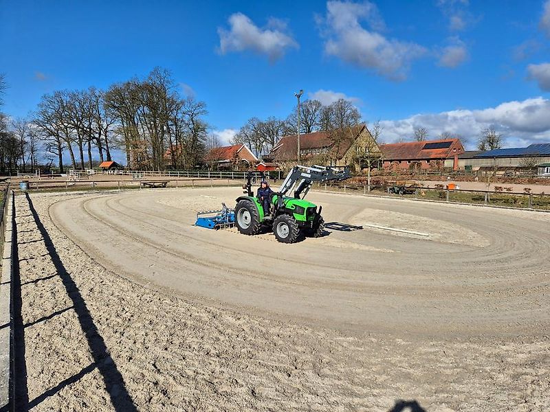 Deutz 4070E | Kompakttraktor mit Frontlader | 65PS Traktor