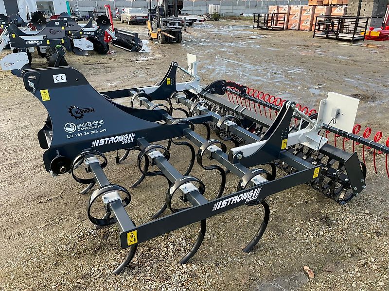 Leichtgrubber 2.5 m Stoppelgrubber Federzinkengrubber Egge Top Preis Leichtgrubber