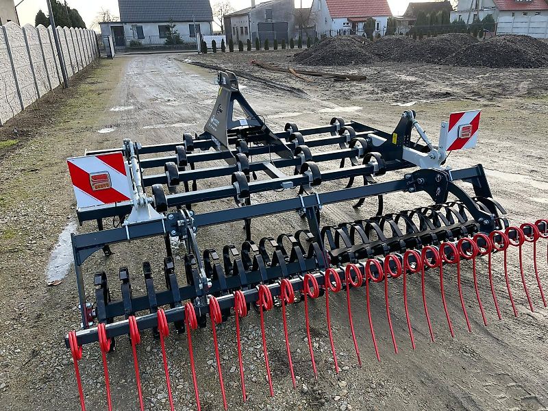 Leichtgrubber 2.5 m Stoppelgrubber Federzinkengrubber Egge Top Preis Leichtgrubber