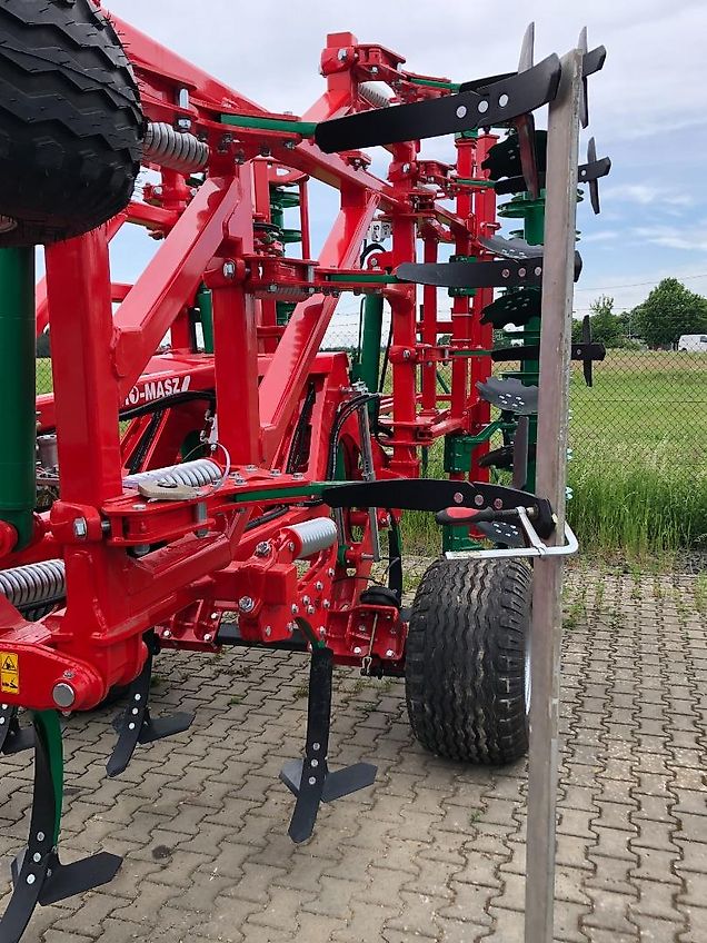 AGRO-MASZ Runner 5 X Grubber 5 Meter Schnäppchen