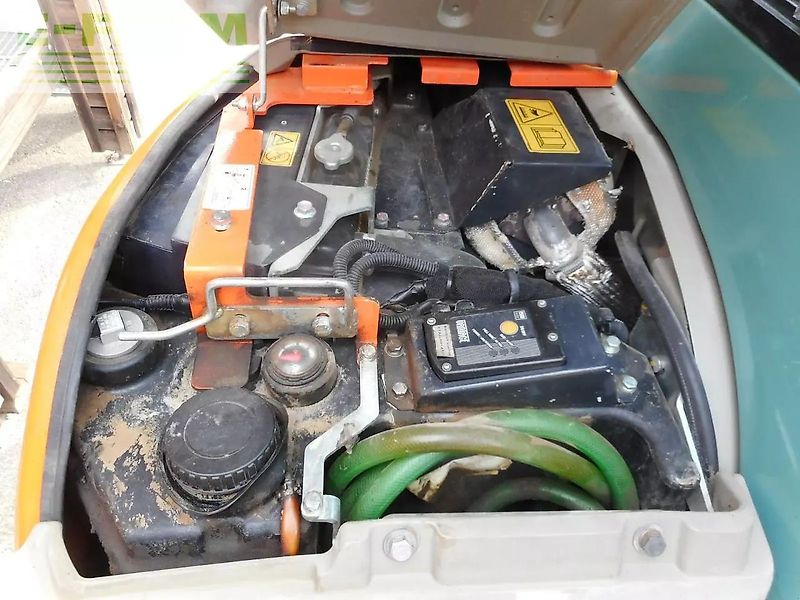 Yanmar vio57 ( 5.325kg ) powertilt + hydr. sw + 3 löffe