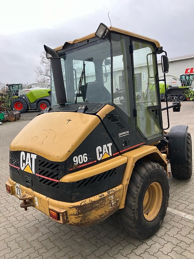 Caterpillar 906