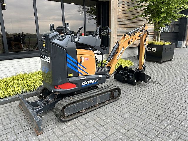 Case CX15EV