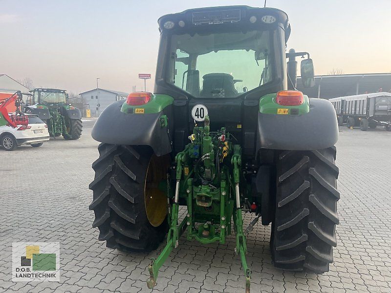 John Deere 6110M