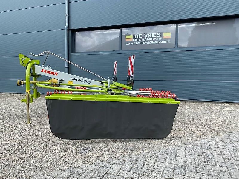 Claas liner 370