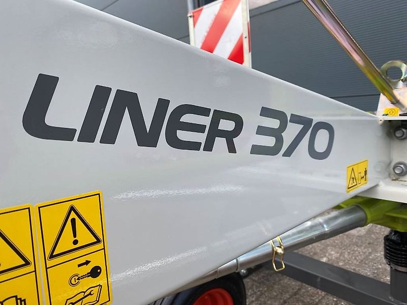 Claas liner 370