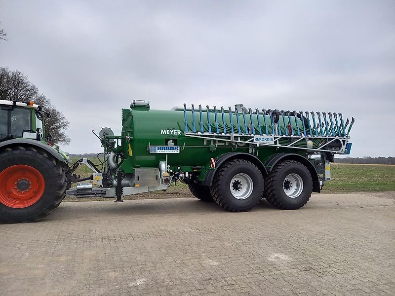 Meyer-Lohne Rekordia XL 18500L + Bomech farmer 15m