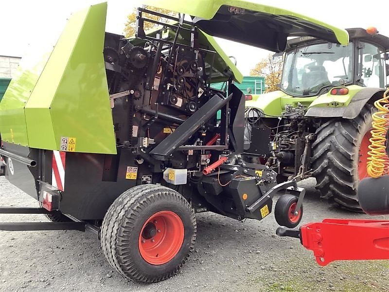Claas PRESSE ROLLANT 520 RC
