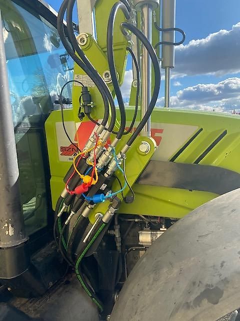 Inter Tech Frontlader für Claas Axos 310 / 320 / 330 / 340