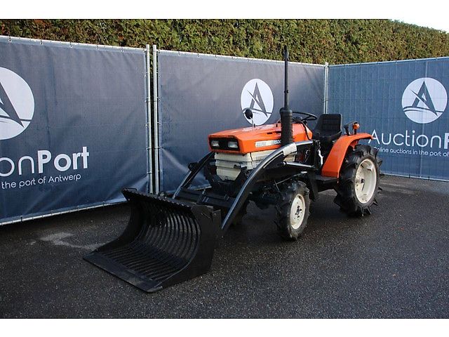 Kubota B1500DT