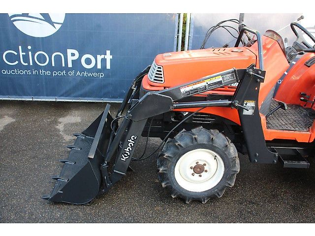 Kubota X-20