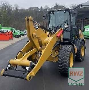 Caterpillar 908HL Radlader