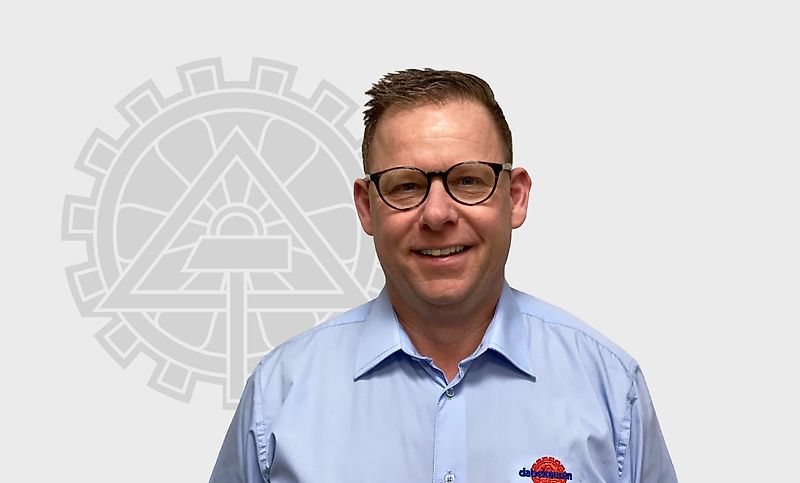 Kontaktinis asmuo Ponas Jac Peeters