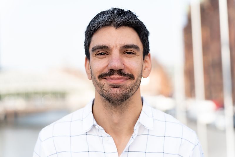 Kontaktinis asmuo Ponas Guillermo Fidalgo